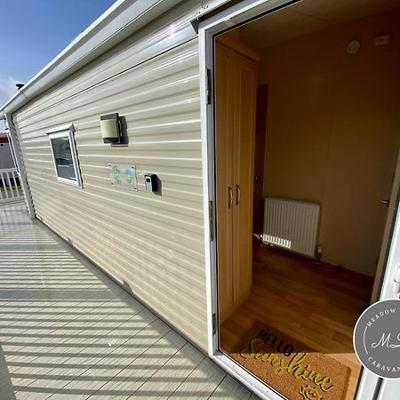 Palm Grove 132 - Pet Friendly, Wifi, Central Heating, Close To Shops And Beach - Meadow Lakes Caravan & Lodge Hire Чапел-Сент-Леонардс Екстер'єр фото